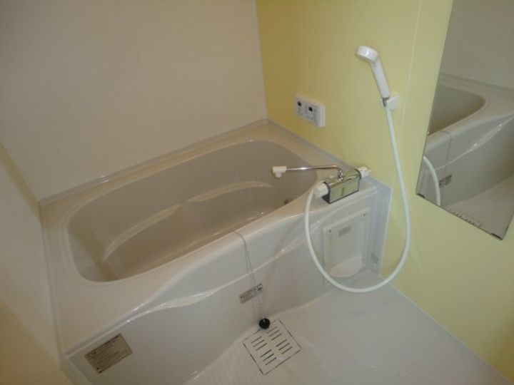 広島県福山市駅家町大字近田(アパート)の賃貸物件の風呂