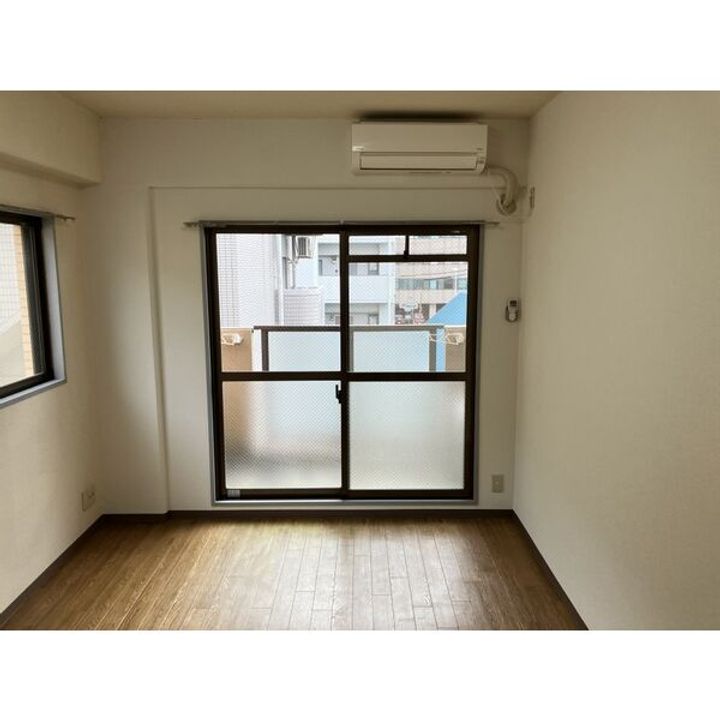 愛知県名古屋市昭和区東畑町2(マンション)の賃貸物件の居間