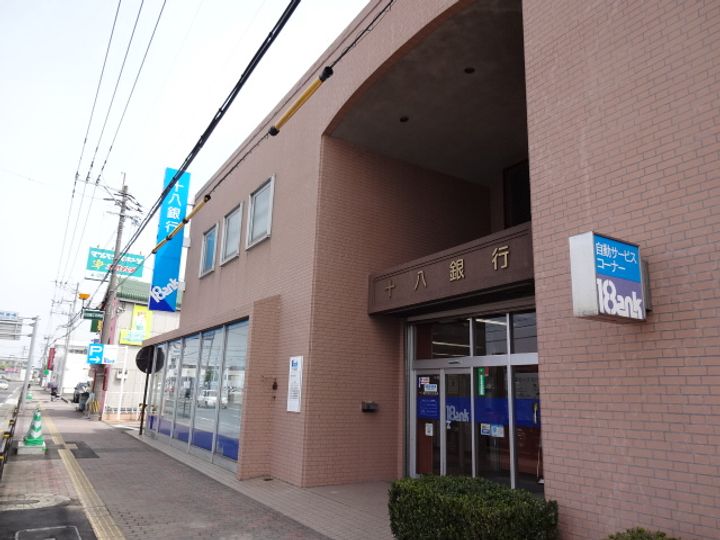 エレガンス松並の周辺