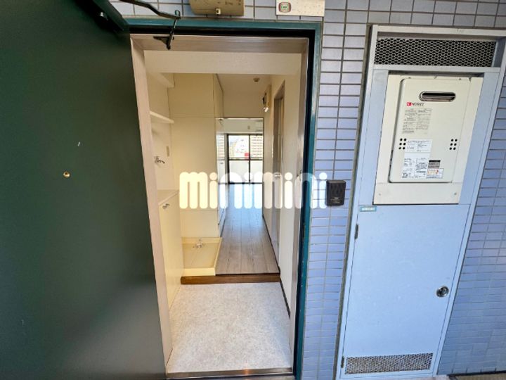 TK北野ビルの玄関