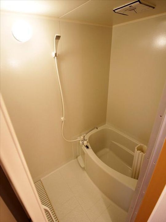 ソレジオ辻の風呂