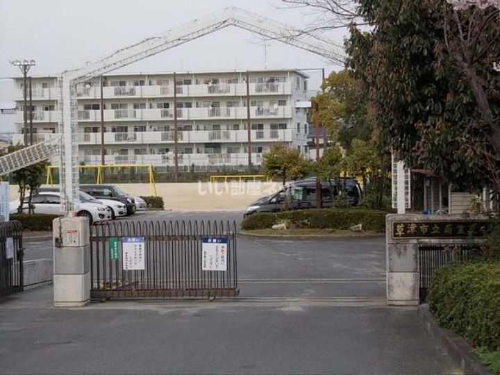 Liberty Hills IIの周辺