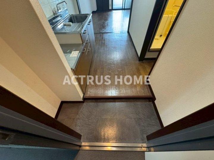 大阪府大阪市阿倍野区文の里4(マンション)の賃貸物件の玄関