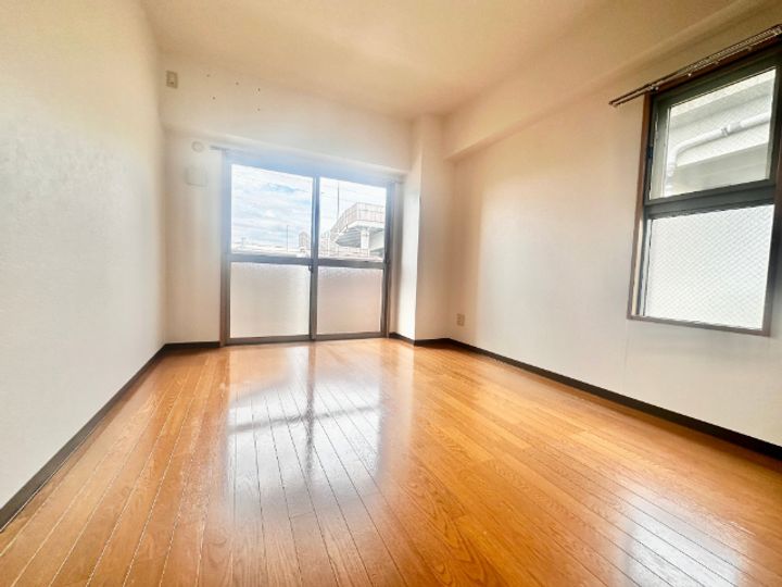 プレシャスコートの内装