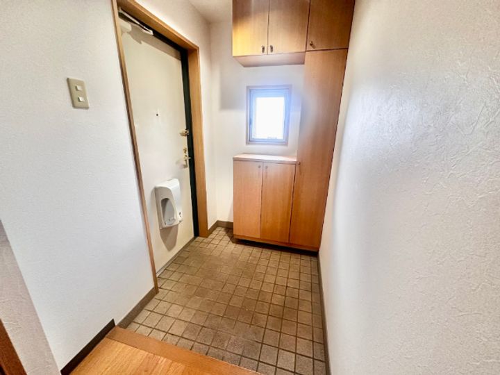 プレシャスコートの玄関