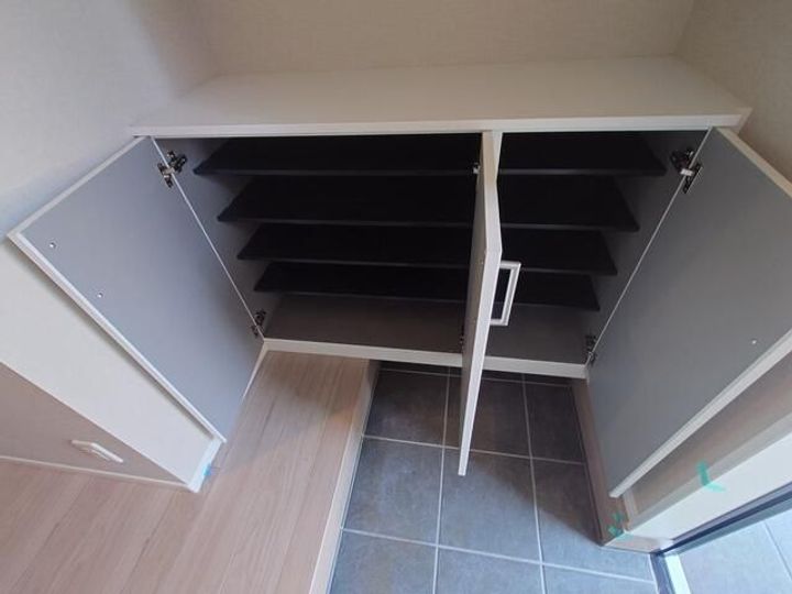 東京都町田市三輪町(一戸建)の賃貸物件の玄関