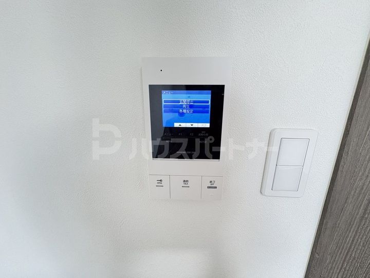 東京都葛飾区西亀有2の賃貸マンションの内装