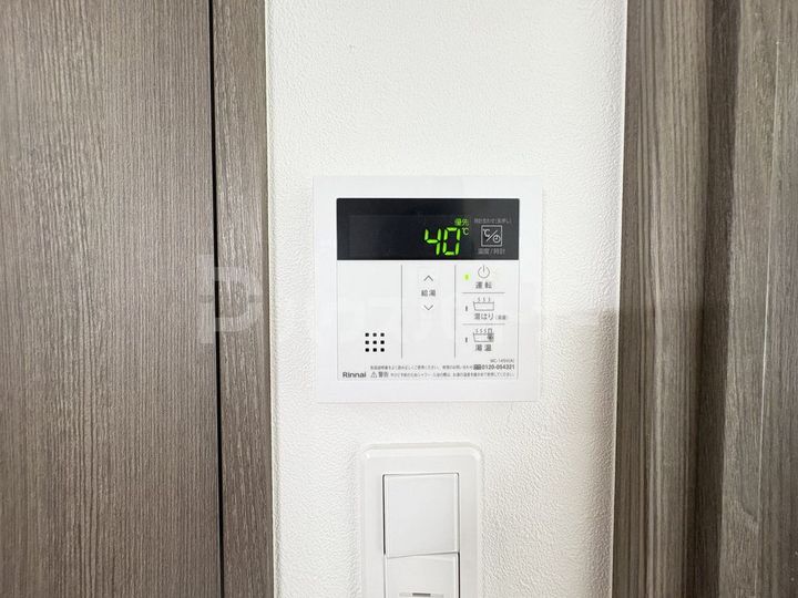 東京都葛飾区西亀有2の賃貸マンションの内装