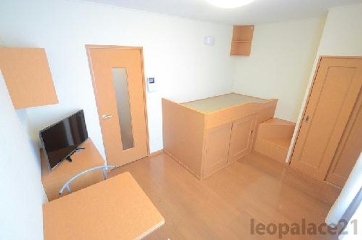 レオパレスグレイス蓮花寺の内装