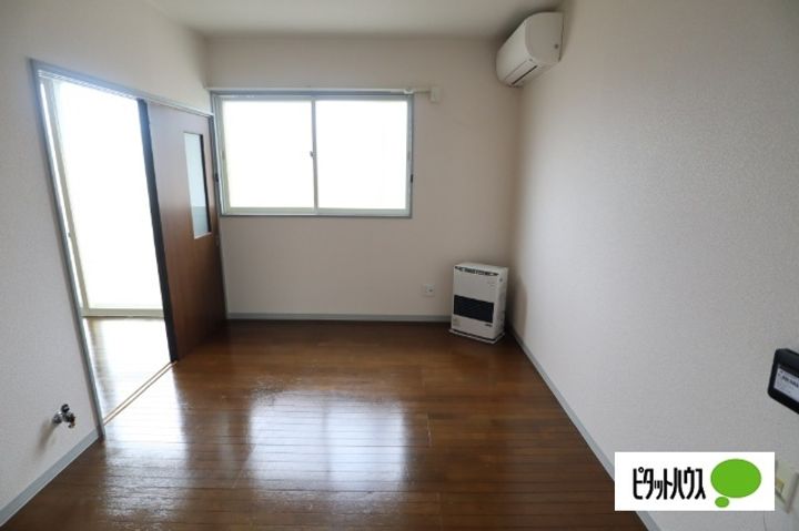 メゾン・ド・ラフィットの居間