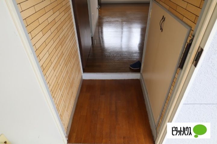 メゾン・ド・ラフィットの玄関