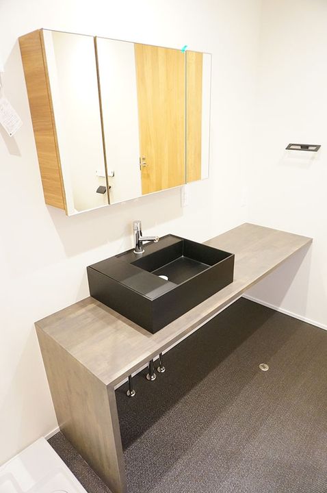 【ガレージハウス】inCELL木更津 THE Luxuryの内装