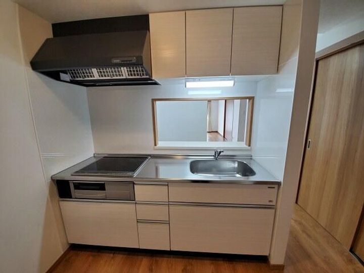 アヴィサーシャフローラのキッチン