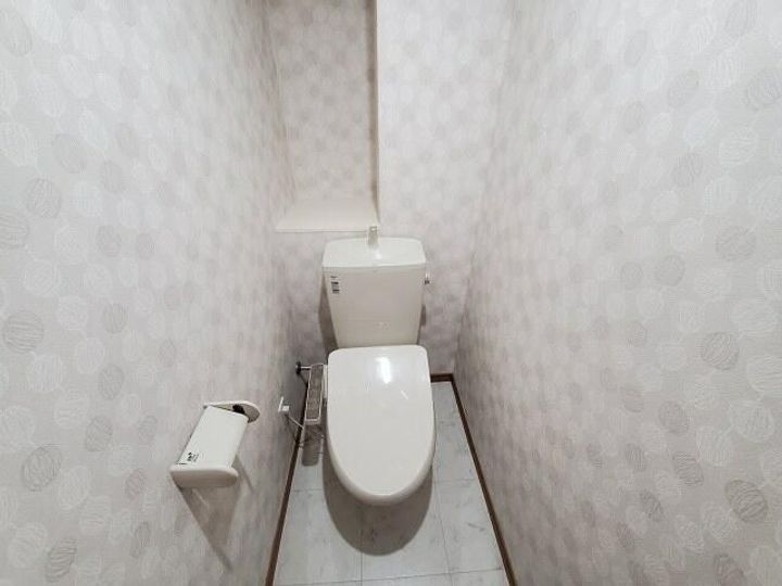 アヴィサーシャフローラの内装