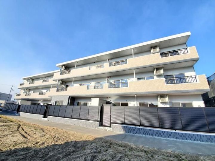 アヴィサーシャフローラの居間