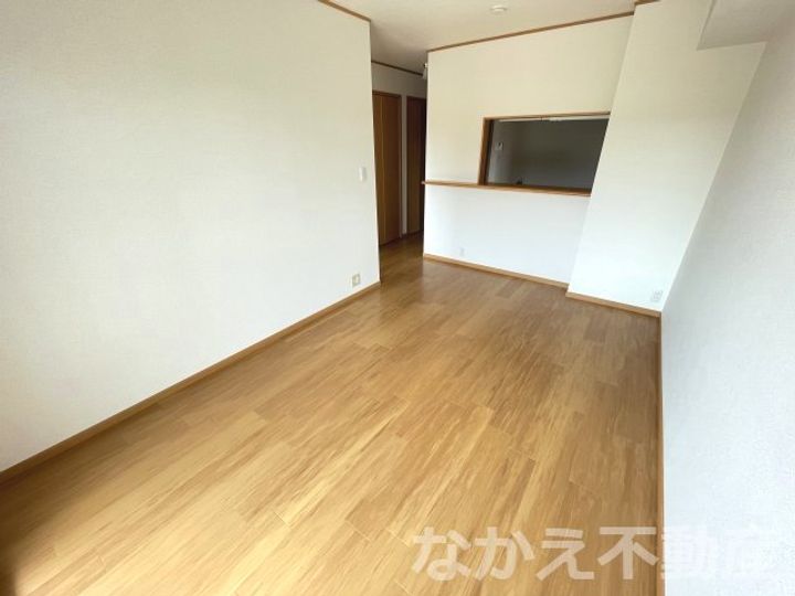 徳島県阿南市大潟町(アパート)の賃貸物件の居間