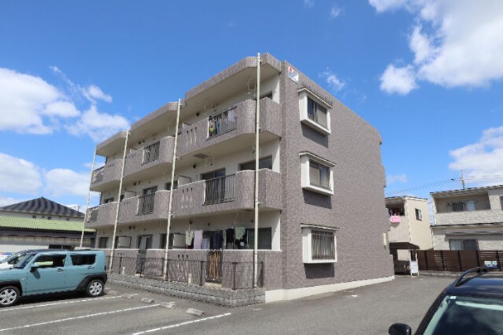岡山県総社市中央4(マンション)の賃貸物件の外観