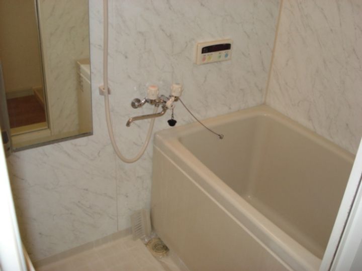 コンフォース・スバルの風呂