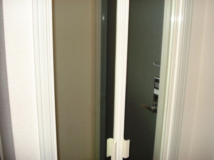 コンフォース・スバルの玄関