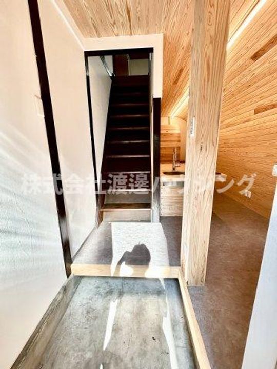 大阪府四條畷市美田町(一戸建)の賃貸物件の玄関