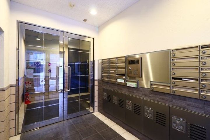 東京都千代田区外神田6(マンション)の賃貸物件の地図