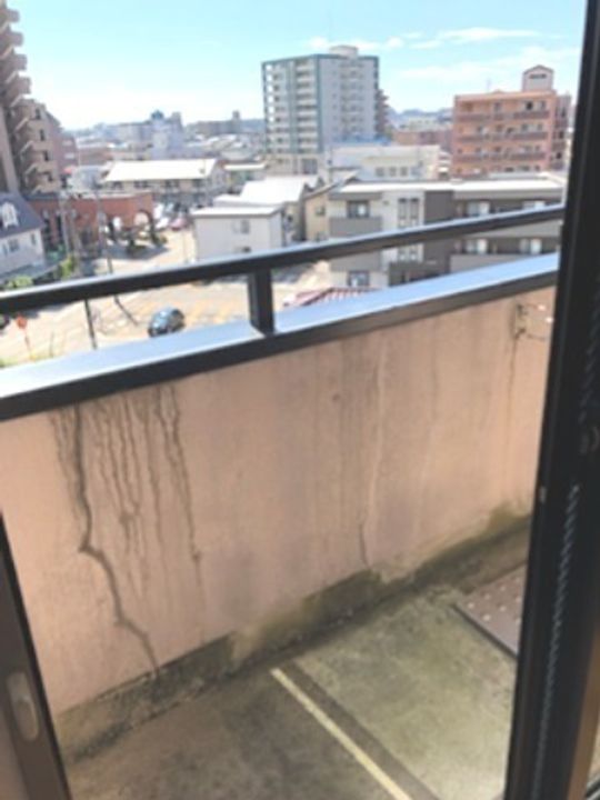 ドゥザーブルIIIの内装