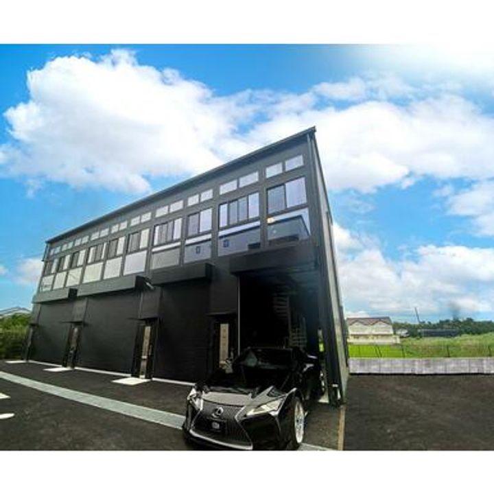 VIAX B棟の外観