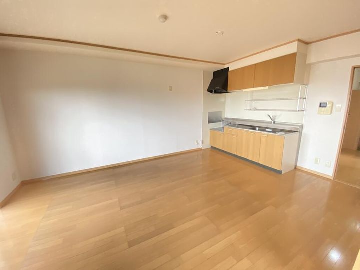 熊本県熊本市西区蓮台寺1(マンション)の賃貸物件の居間