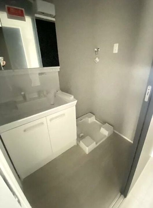 エルザグランツ黄金の内装