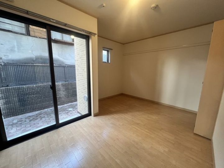 ルミエール高槻の居間