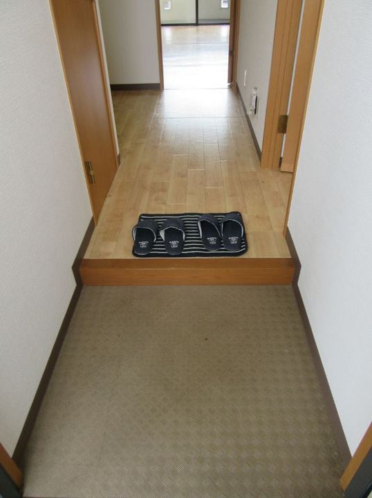 カサメントさとうの玄関