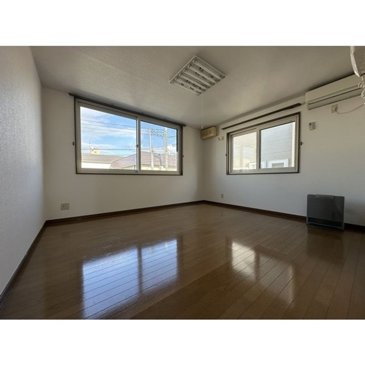 サンパティークIIの居間