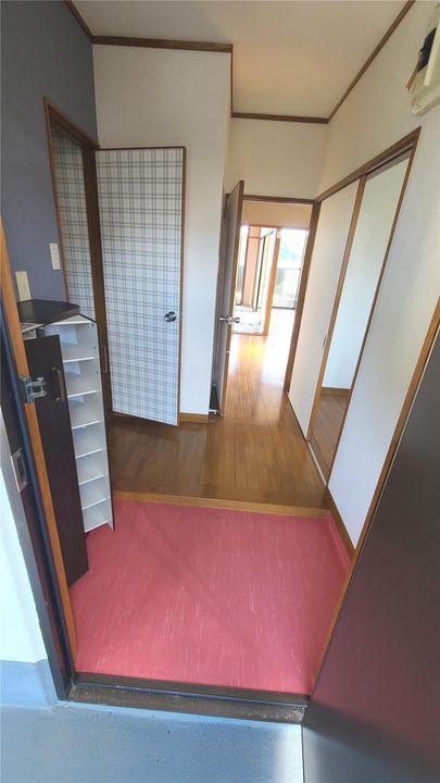 グレートマンションの玄関