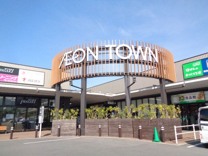 セントラル ビオーラの周辺