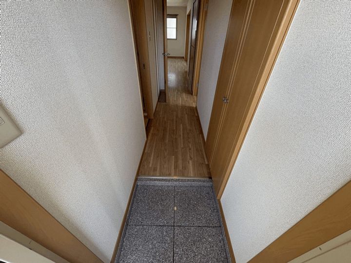 メルベーユわーるどの玄関