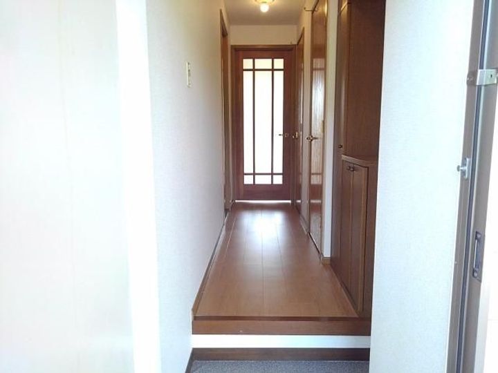 栃木県栃木市大森町(アパート)の賃貸物件の玄関