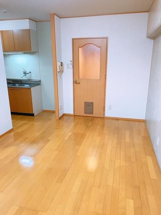 M,zマンションIIIの居間