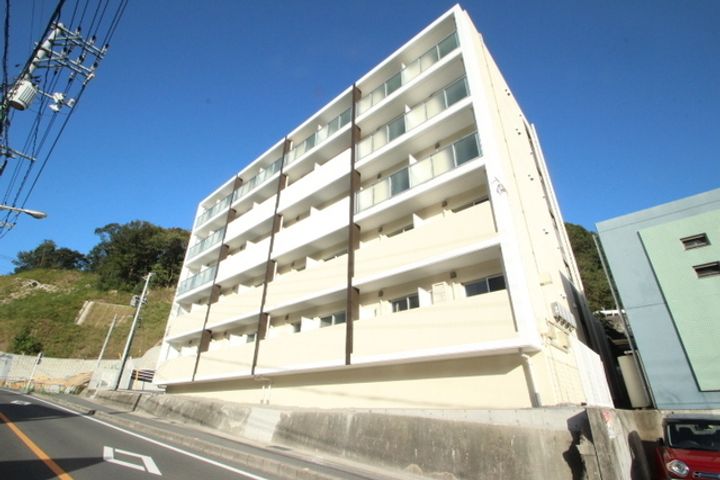 COLLINA山根町の外観
