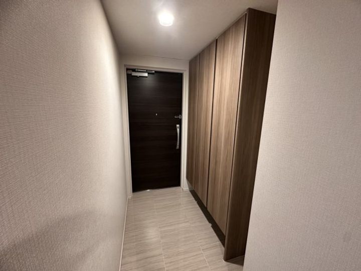桜区田島3丁目分譲賃貸マンションの玄関