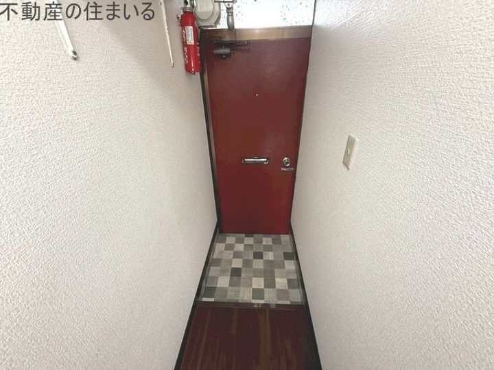 コーポ33の玄関