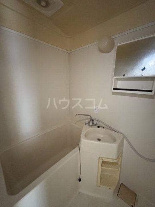 山梨県甲府市宮前町(マンション)の賃貸物件の風呂