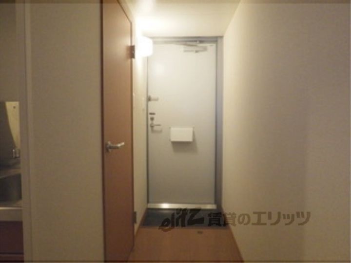 レオパレスタチバナの玄関