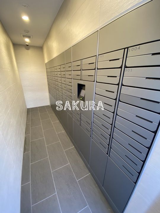 BluRock東神奈川の地図