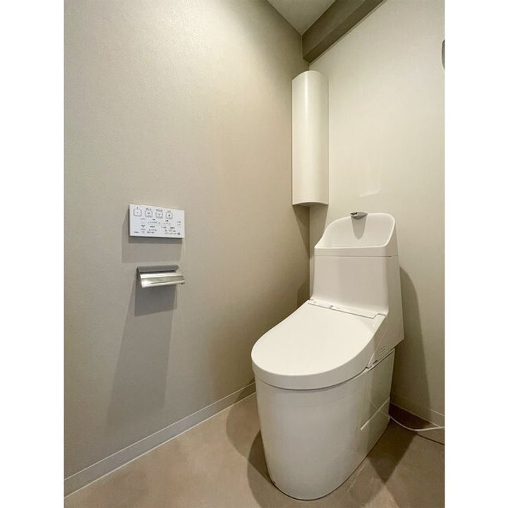 Huit神楽坂の内装