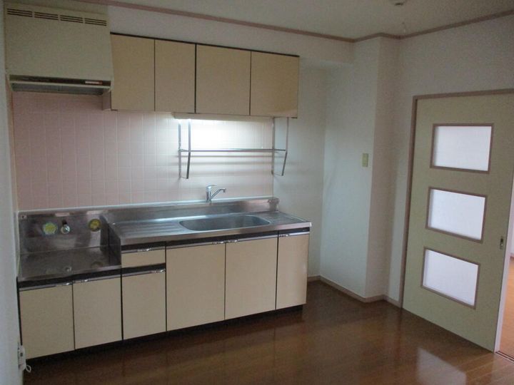 埼玉県上尾市中妻3(マンション)の賃貸物件のキッチン