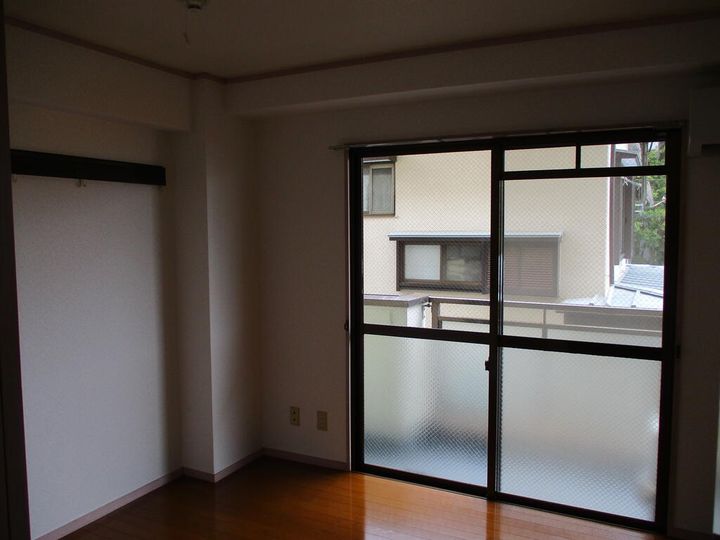 埼玉県上尾市中妻3(マンション)の賃貸物件の居間