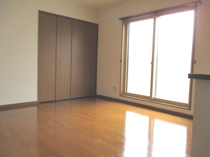 岩手県盛岡市下太田田中(アパート)の賃貸物件の居間