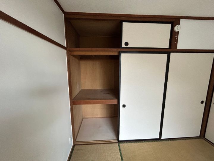 宮崎アパートの内装