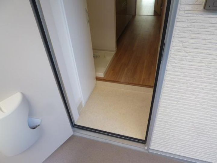 リブリ・柏の玄関