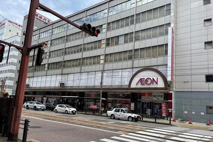 オランダ坂下ビルの周辺